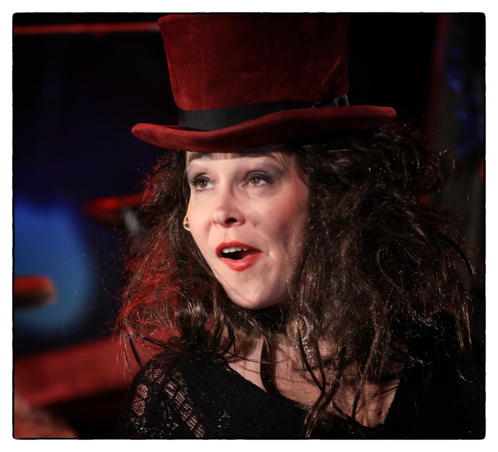 N&eacute;met M&oacute;nika H&oacute;kir&aacute;lynő előad&aacute;sfot&oacute;