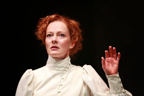 Mészáros Sára Meggyeskert előadásfotó