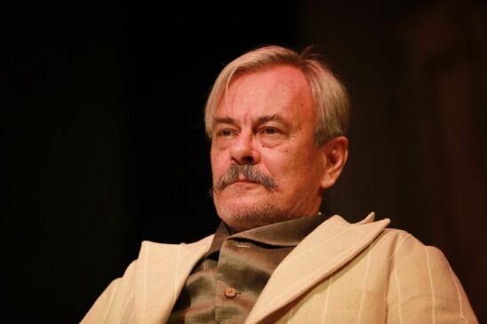 Szalma Tamás Meggyeskert előadásfotó