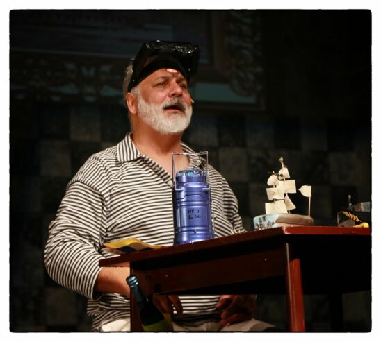 Nyári Oszkár Tanulmány a nőkről előadásfotó