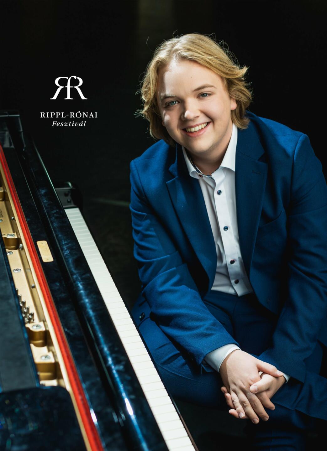 A(z) Balázs - Piri Soma zongorakoncert című előadás plakátja