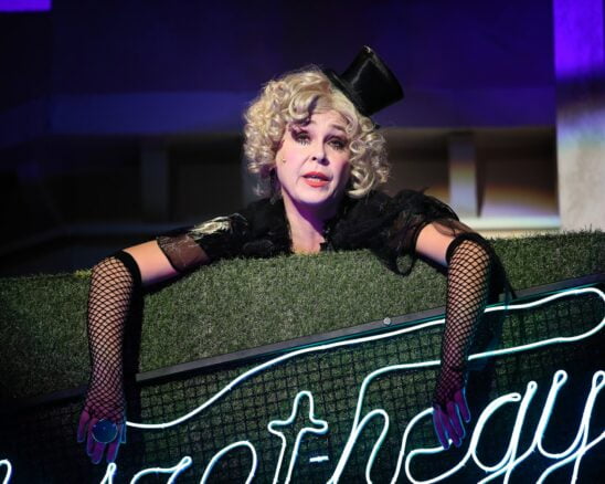 Német Mónika Túl a Maszat-hegyen