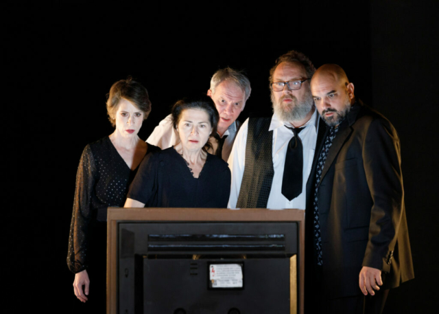 3tel_ea__domolky_daniel_PRINT_079